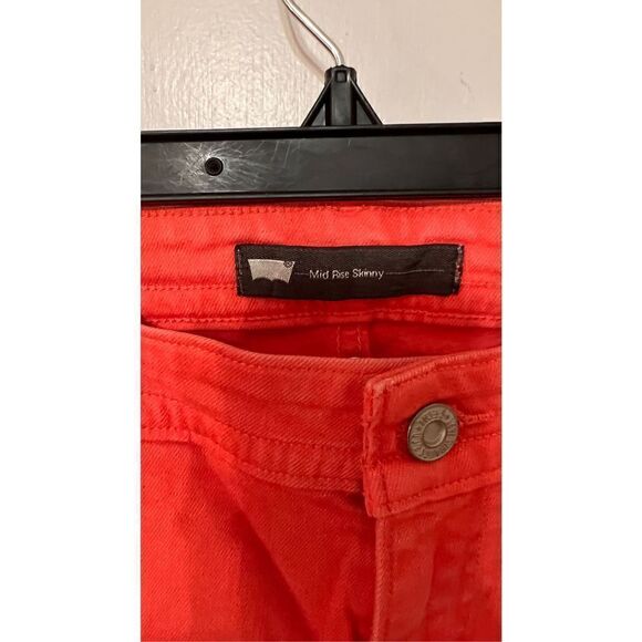 Levi's Women's Mid-Rise Skinny Colored Stretch Casual Jeans in Coral Size 32 - Picture 4 of 13